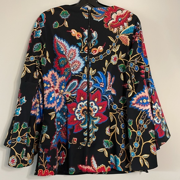 Alice and Olivia - Picture 6 of 8